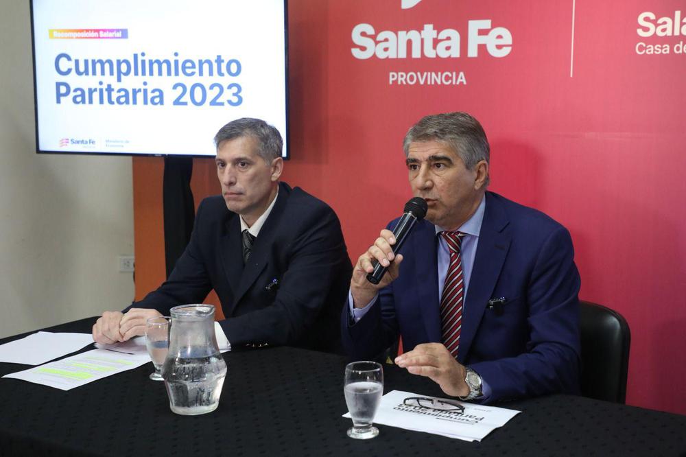 Gobierno de Santa Fe anunció que cumplirá la Paritaria pactada en 2023, pero…